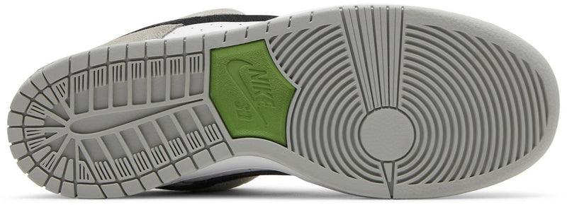 Nike Dunk Low SB 'Chlorophyll' (BQ6817-011)